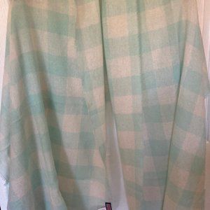 READ Vineyard Vines Sheer Blue White Gingham Check Fringed Cashmere Scarf Wrap